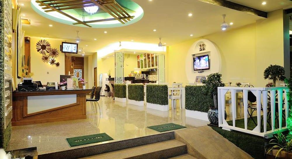 Pimrada Hotel Patong Екстериор снимка
