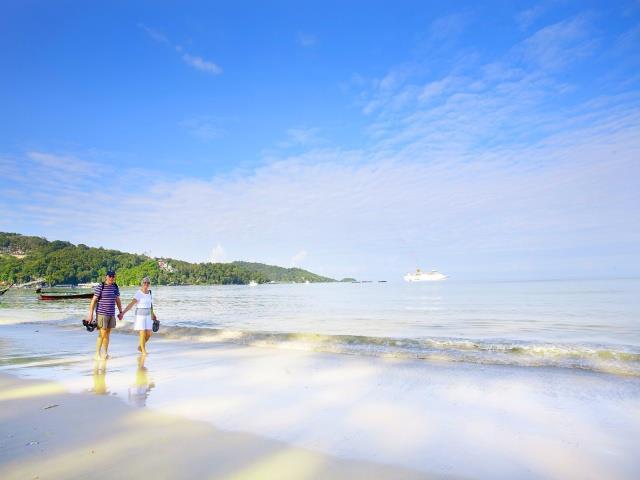 Pimrada Hotel Patong Екстериор снимка